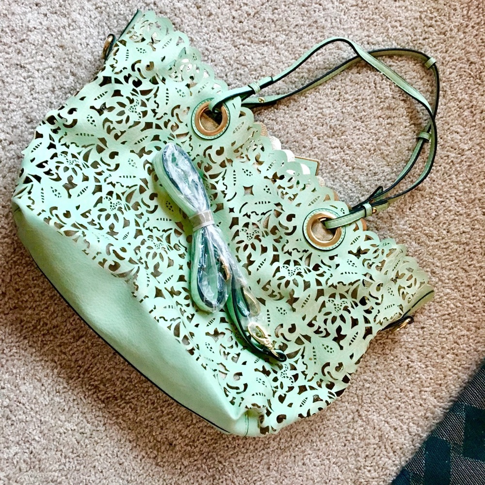 Beautiful Aldo tote bag for beach baca or everyday